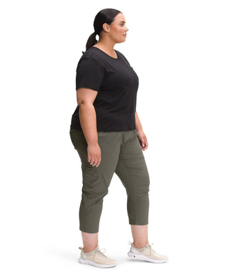 THE NORTH FACE Women's Aphrodite Motion Capri Pants (Standard and Plus Size)