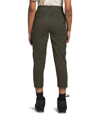 THE NORTH FACE Women's Aphrodite Motion Capri Pants (Standard and Plus Size)