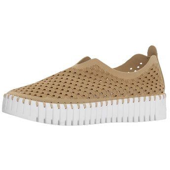 ILSE JACOBSEN HORNBÆK Women’s Tulip 3373|Platform| Slip-On | Low Top| Latte | 11 M US